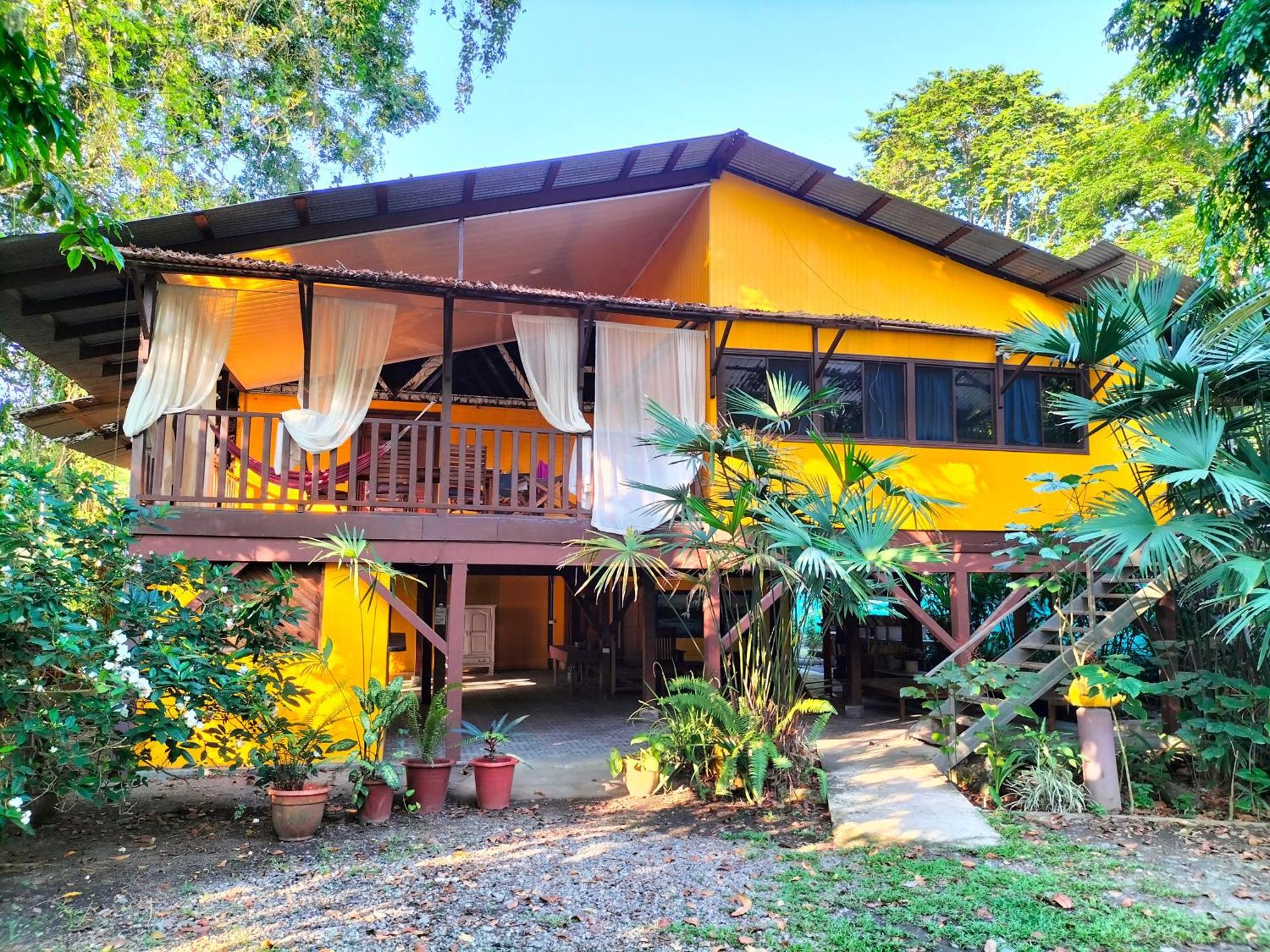 Cabinas Coconut Grove *